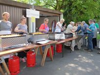 „Getränke und Speisen zu günstigen Preisen“